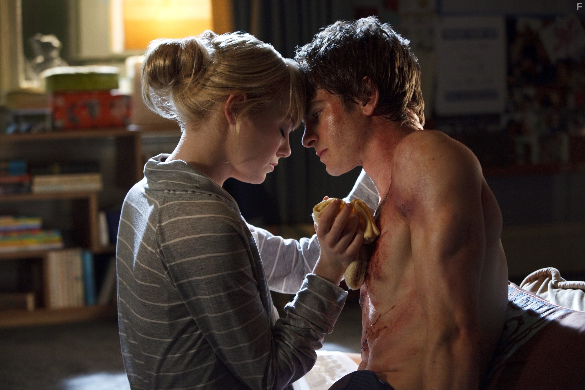 Emma Stone and Andrew Garfield in Новый Человек-паук (2012)