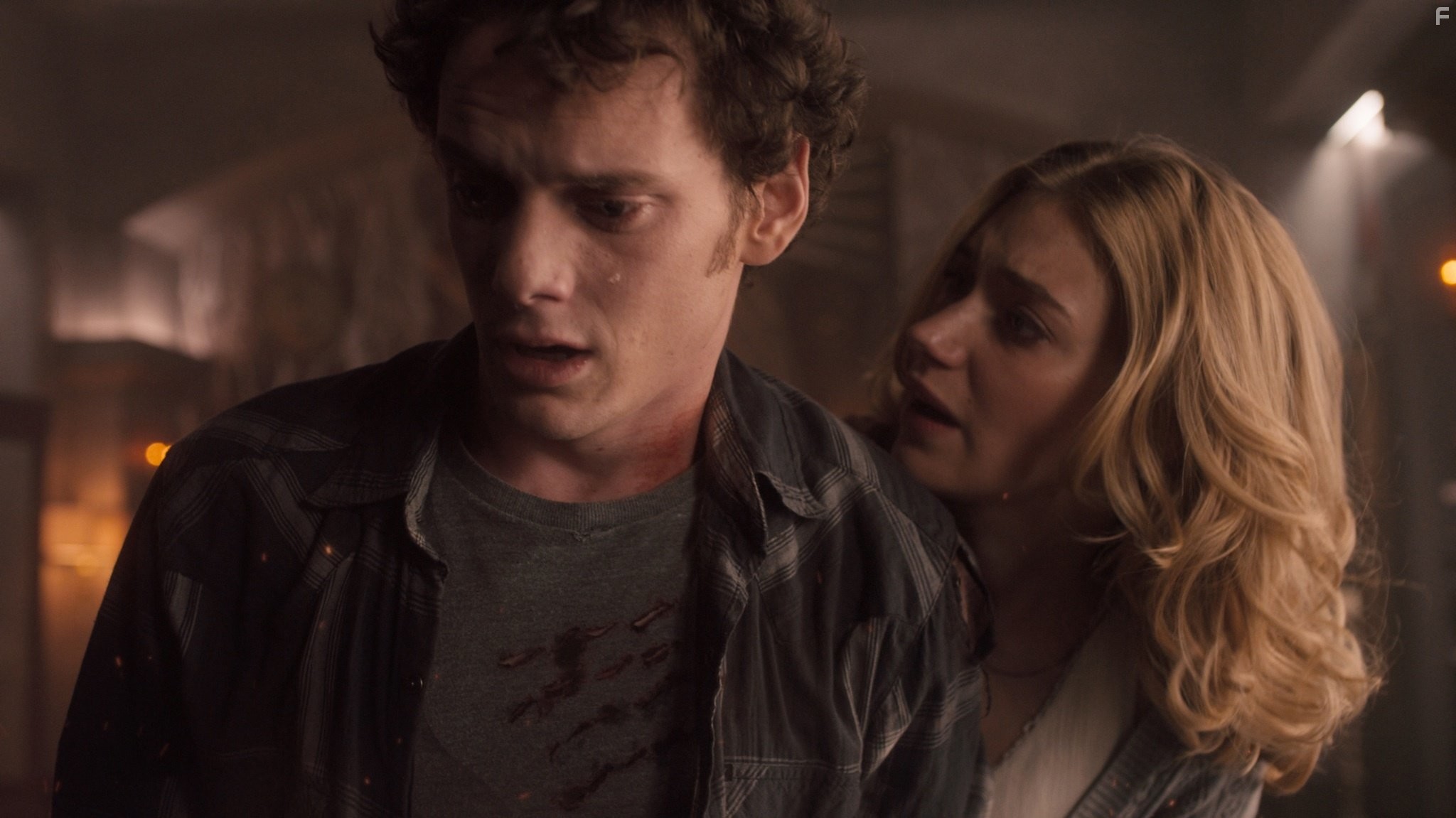 Anton Yelchin and Imogen Poots in Ночь страха (2011)