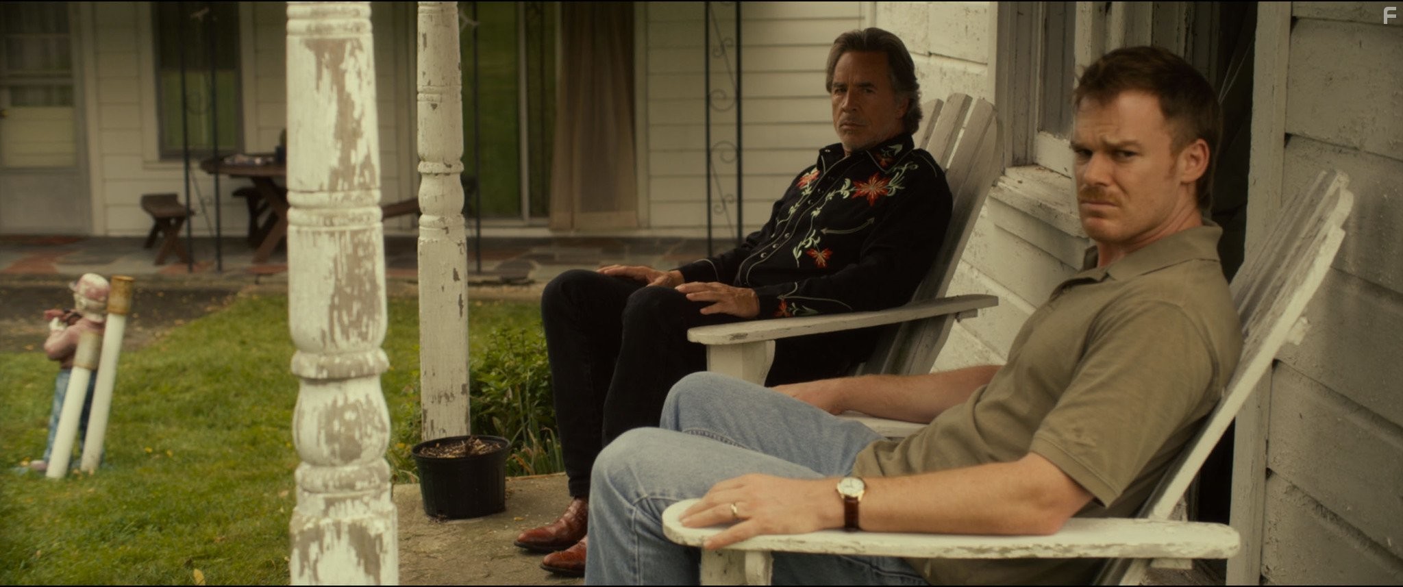 Don Johnson and Michael C. Hall in Холод в июле (2014)