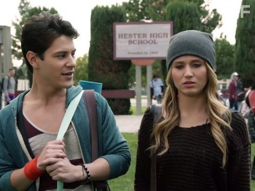 Michael J. Willett and Rita Volk in Фальсификация (2014)