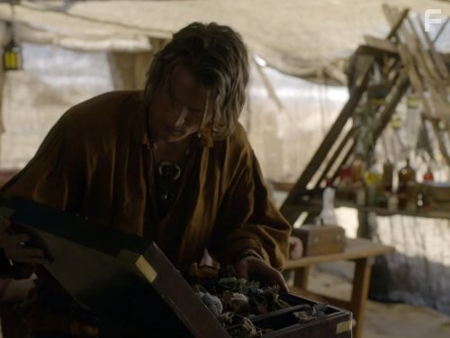 Philip Winchester in Робинзон Крузо (2008)