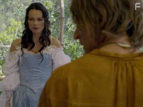 Anna Walton and Philip Winchester in Робинзон Крузо (2008)