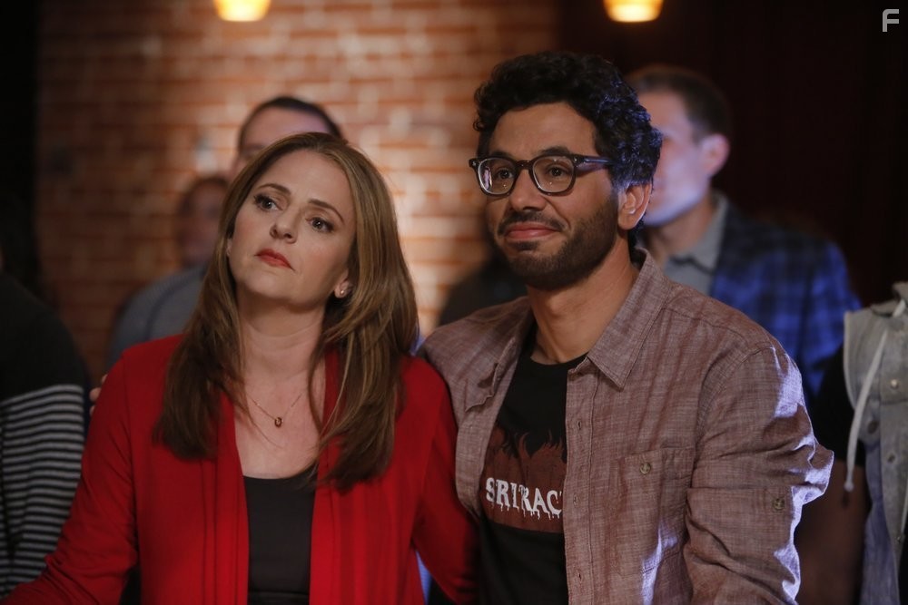 Al Madrigal and Annie Mumolo in Мой мальчик (2014)