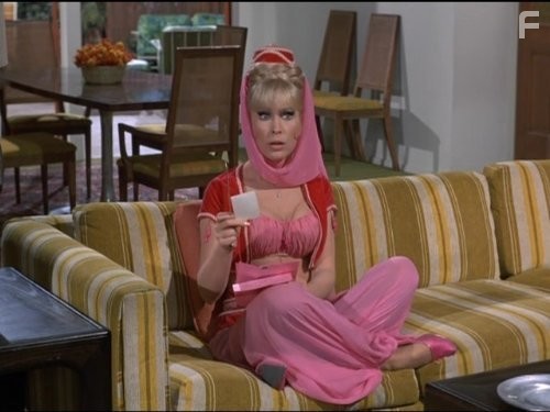 Barbara Eden in Я мечтаю о Джинни (1965)