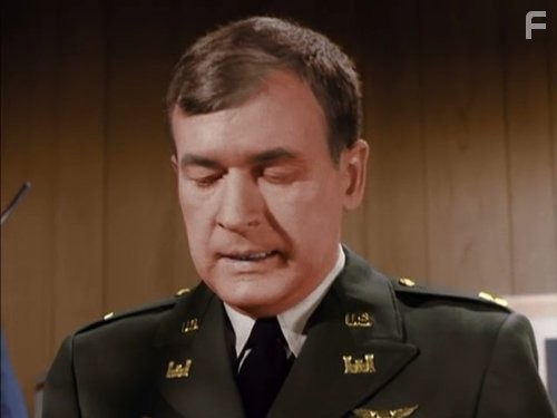 Bill Daily in Я мечтаю о Джинни (1965)