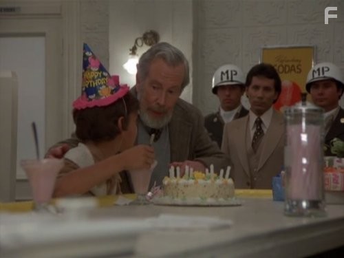 Whit Bissell in Невероятный Халк (1978)