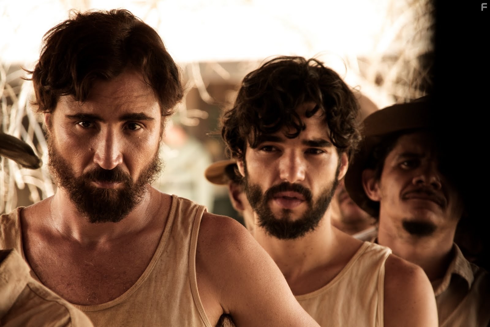 Caio Blat and Jo?o Miguel in Xingu (2012)