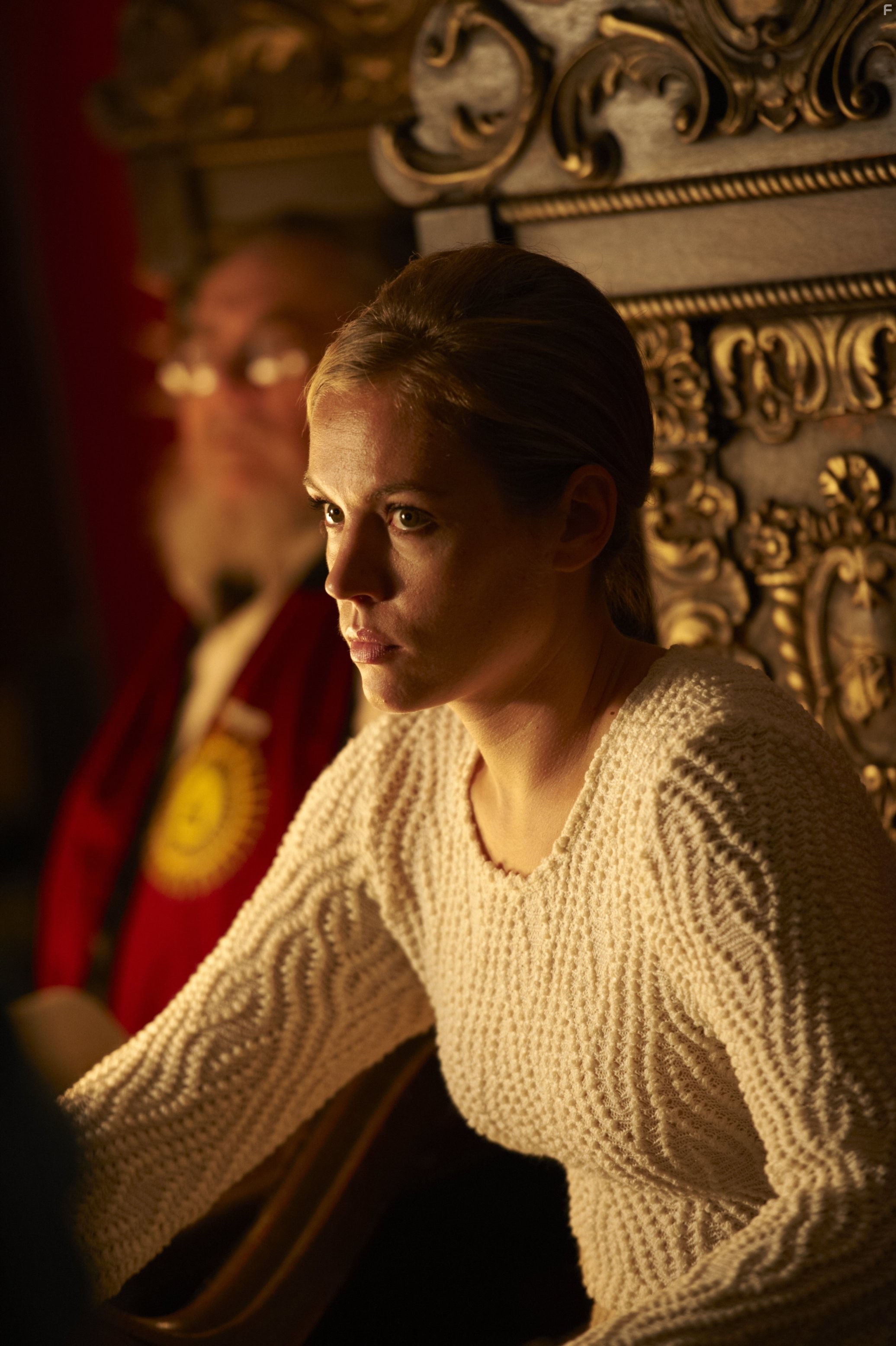 Agnes Bruckner in A Bit of Bad Luck (2014)