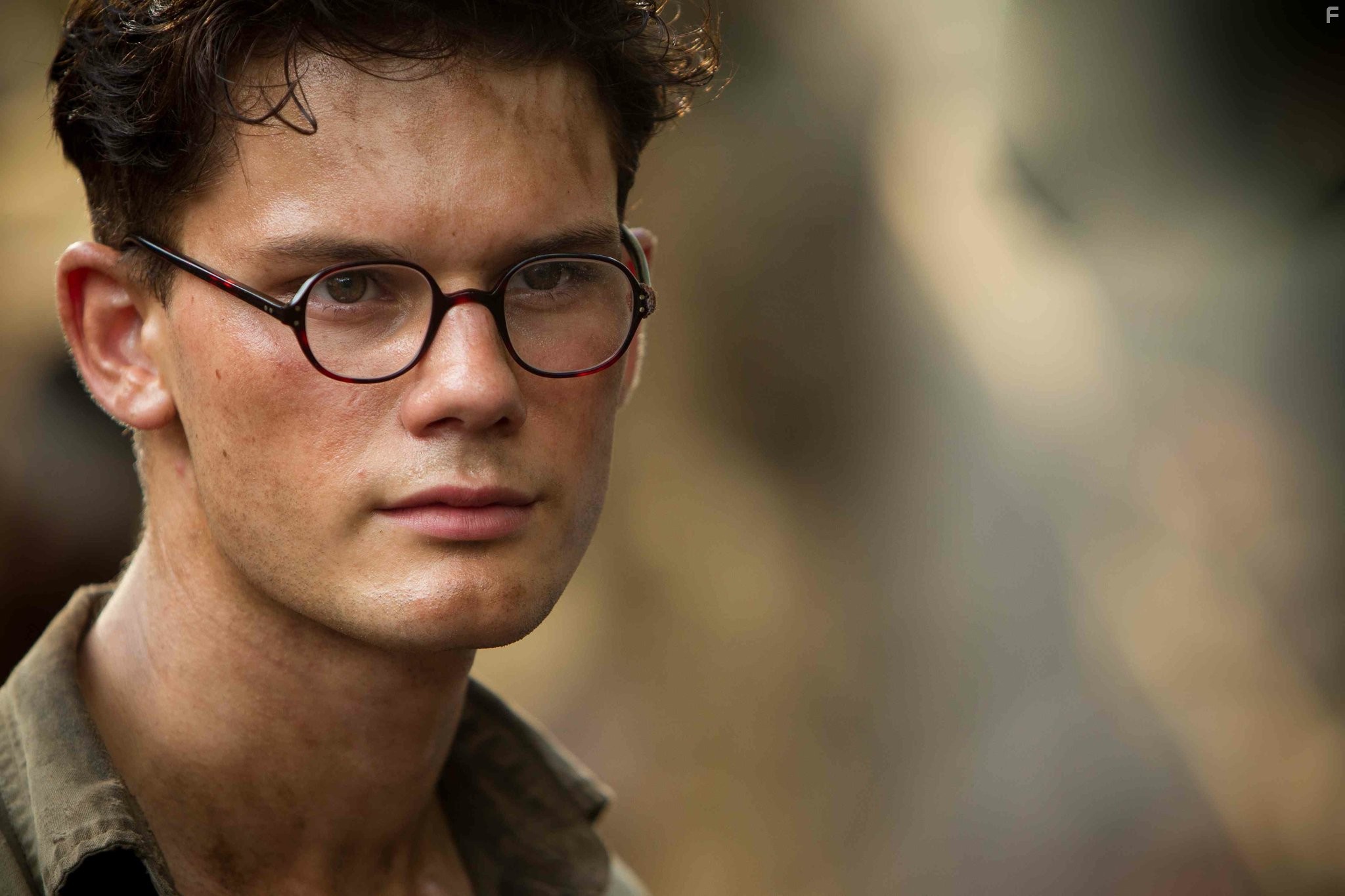 Jeremy Irvine in Возмездие (2013)