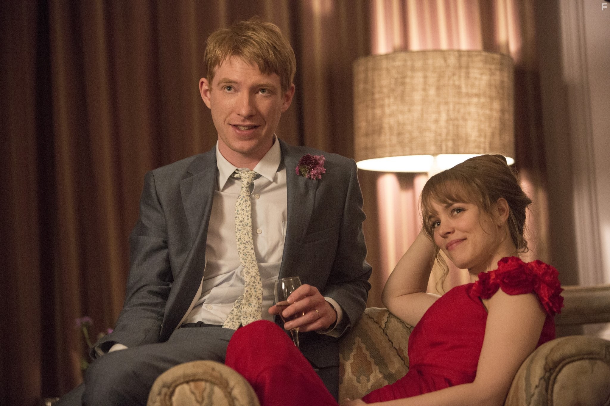Rachel McAdams and Domhnall Gleeson in Бойфренд из будущего (2013)