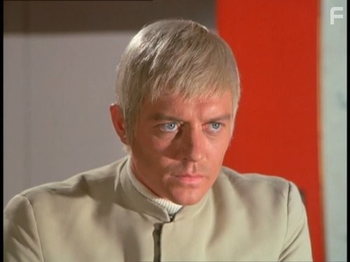 Ed Bishop in Н.Л.О. (1970)