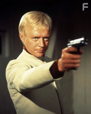 Ed Bishop in Н.Л.О. (1970)