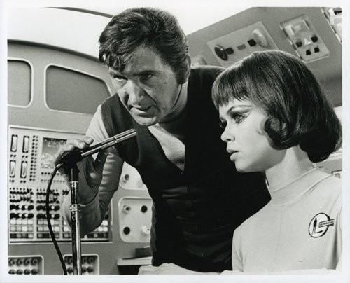 Gabrielle Drake in Н.Л.О. (1970)