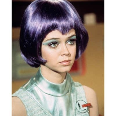 Gabrielle Drake in Н.Л.О. (1970)