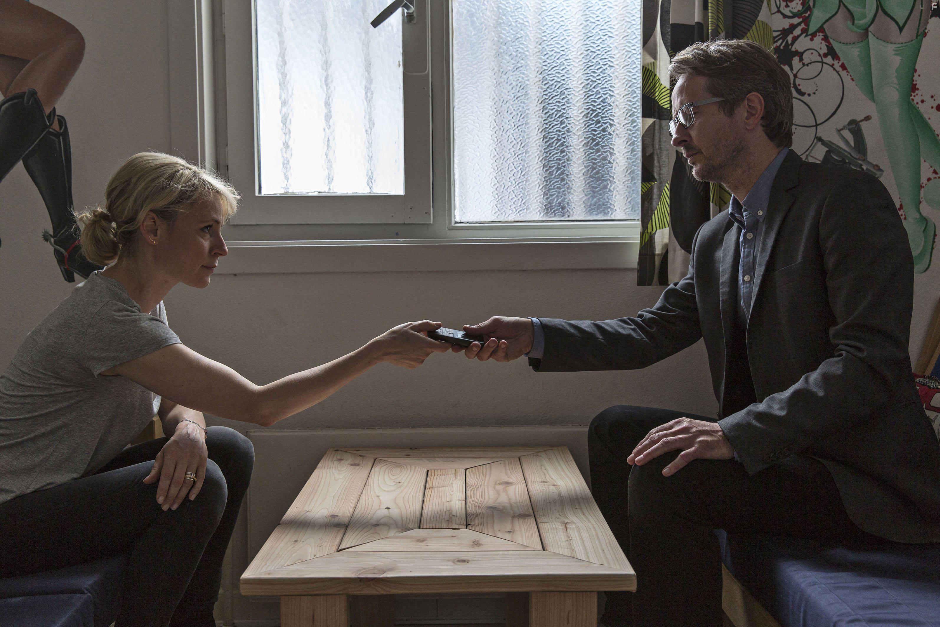 Iben Hjejle and Lars Brygmann in Dicte (2012)