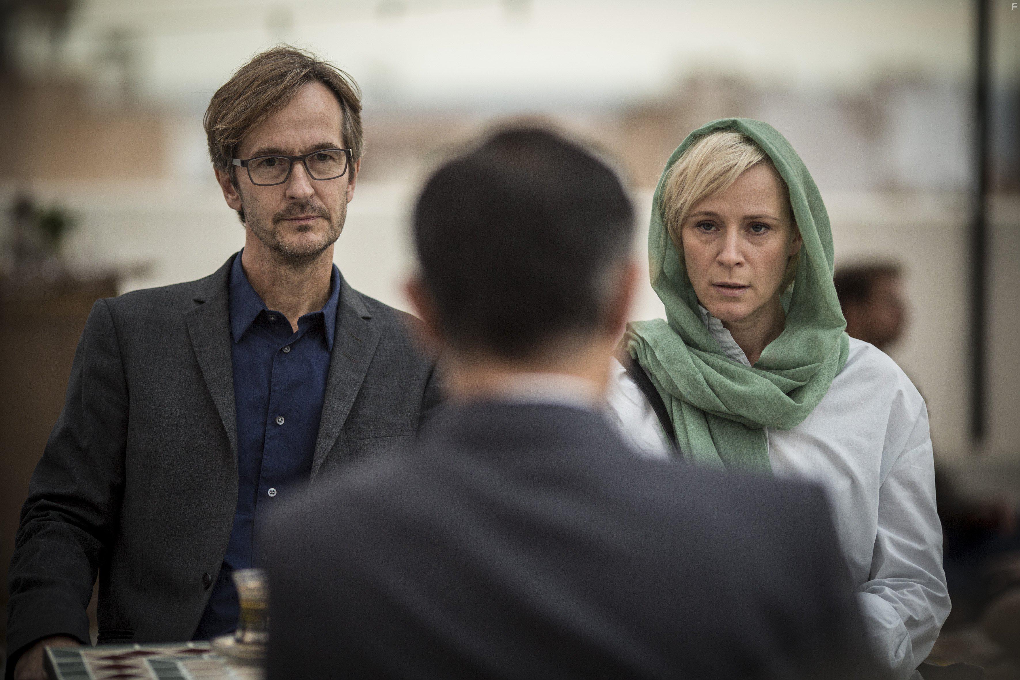 Iben Hjejle and Lars Brygmann in Dicte (2012)