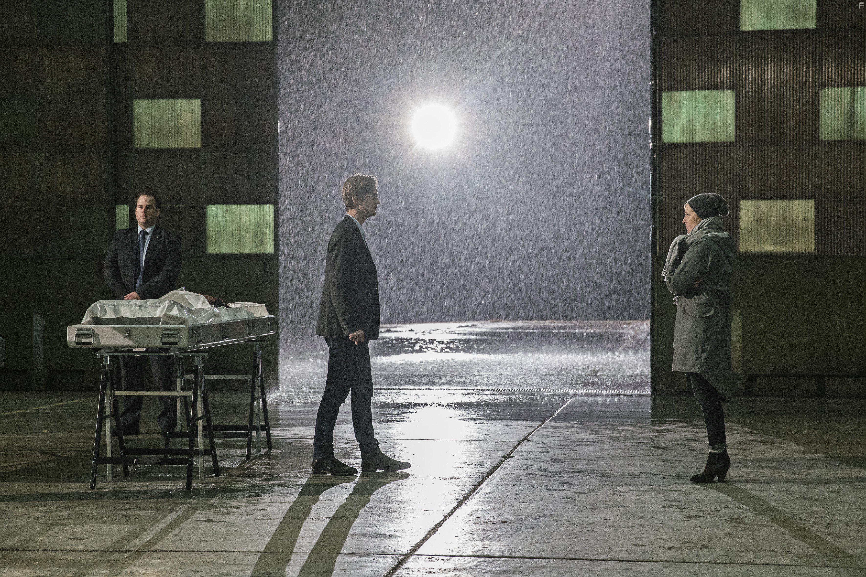 Iben Hjejle and Lars Brygmann in Dicte (2012)