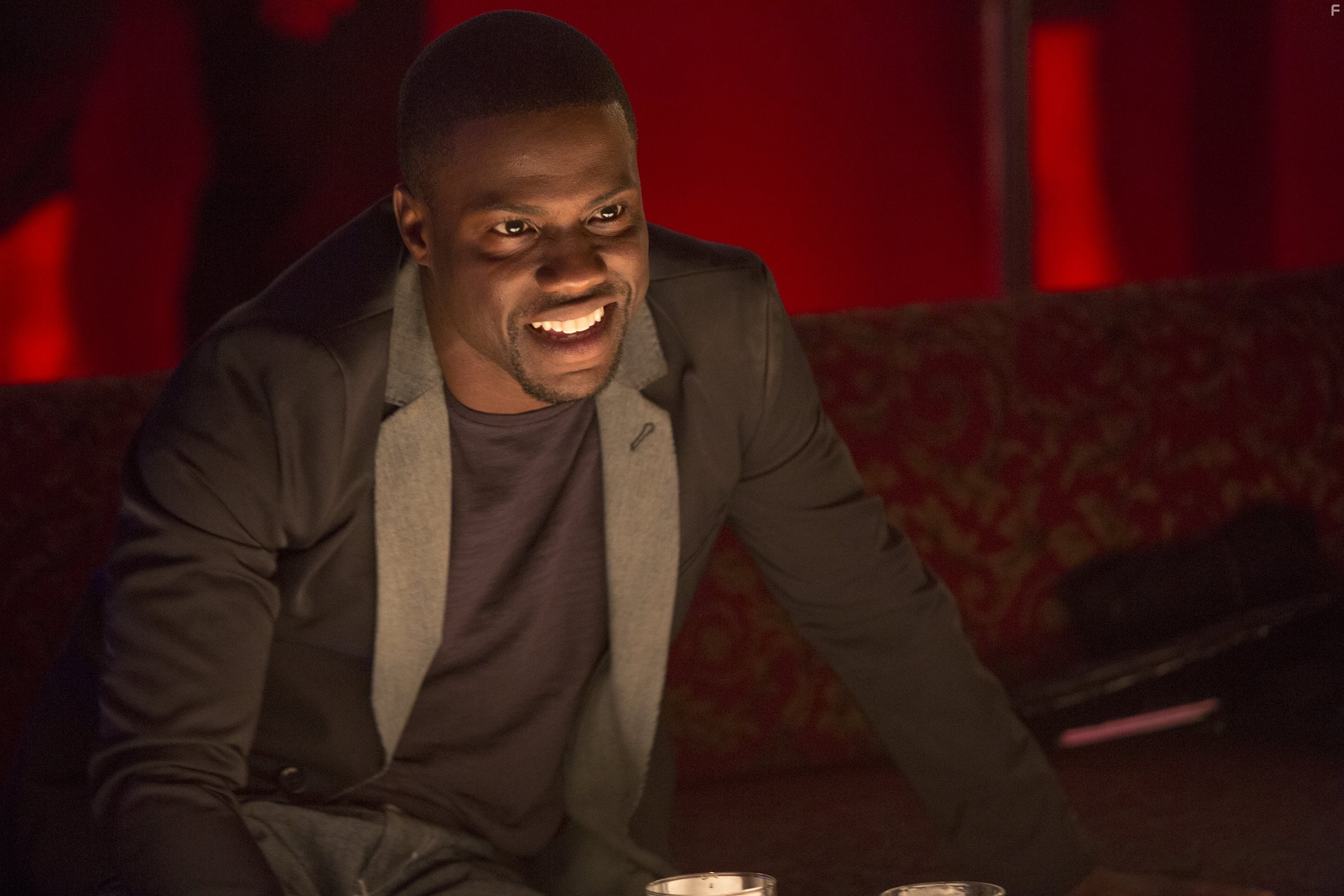 Kevin Hart in Чтo случилось прошлой ночью (2014)