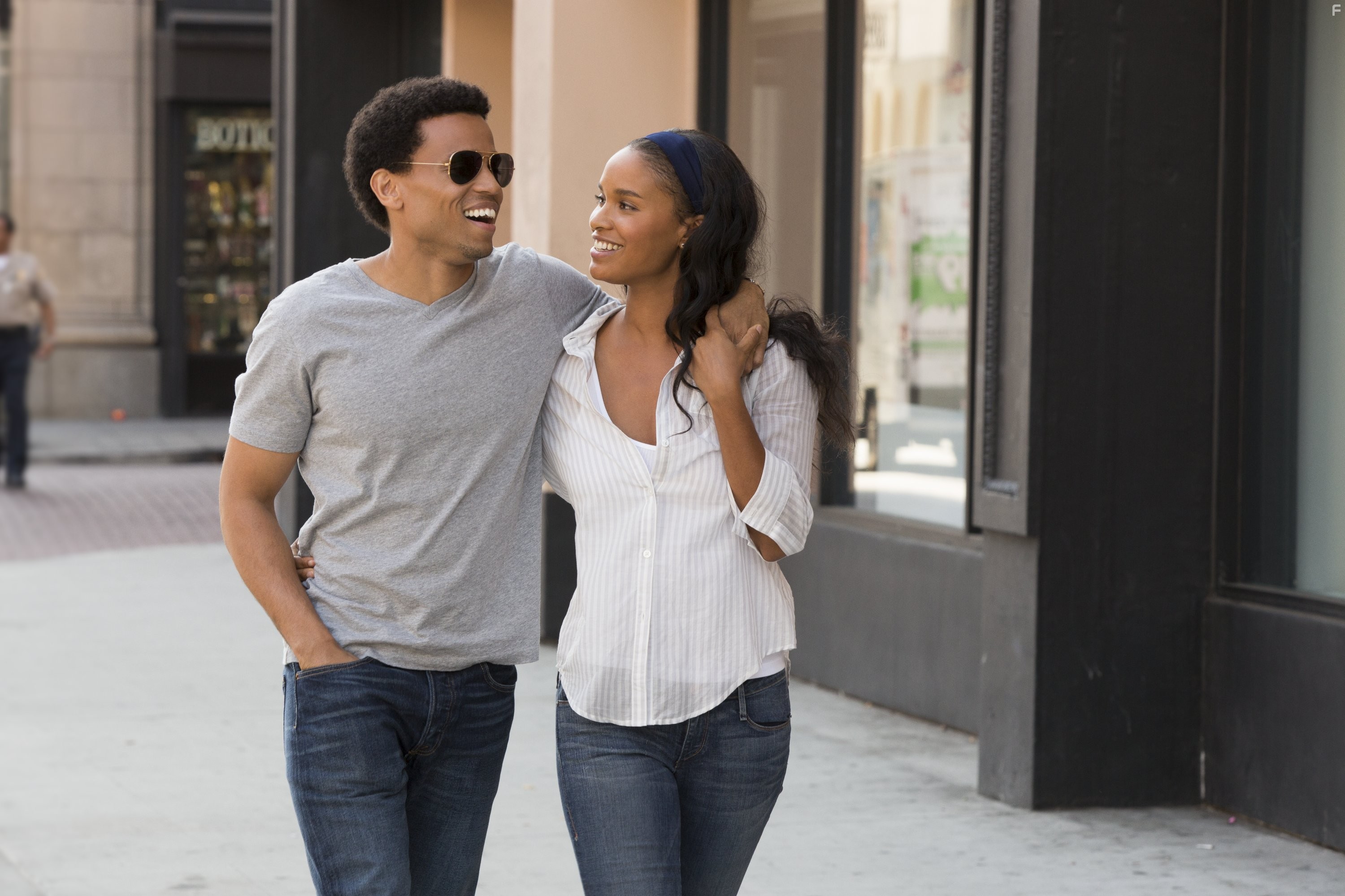 Joy Bryant and Michael Ealy in Чтo случилось прошлой ночью (2014)