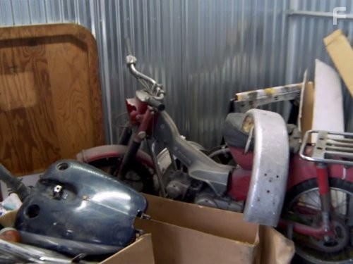 Storage Hunters (2011)