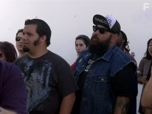 Storage Hunters (2011)