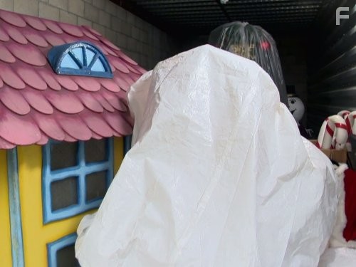 Storage Hunters (2011)