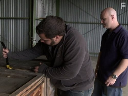 Storage Hunters (2011)