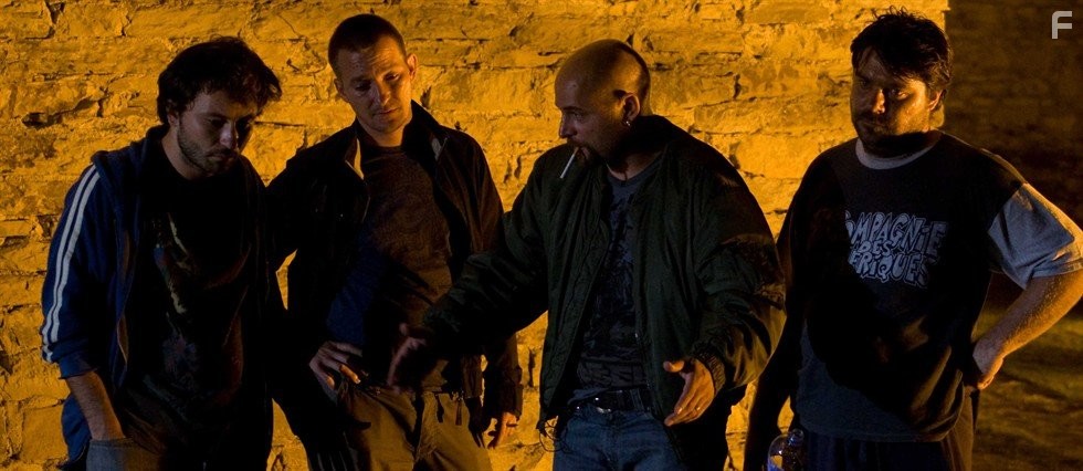 Rene Bitorajac, Franjo Dijak, Rakan Rushaidat, and Robert Ugrina in Метастазы (2009)
