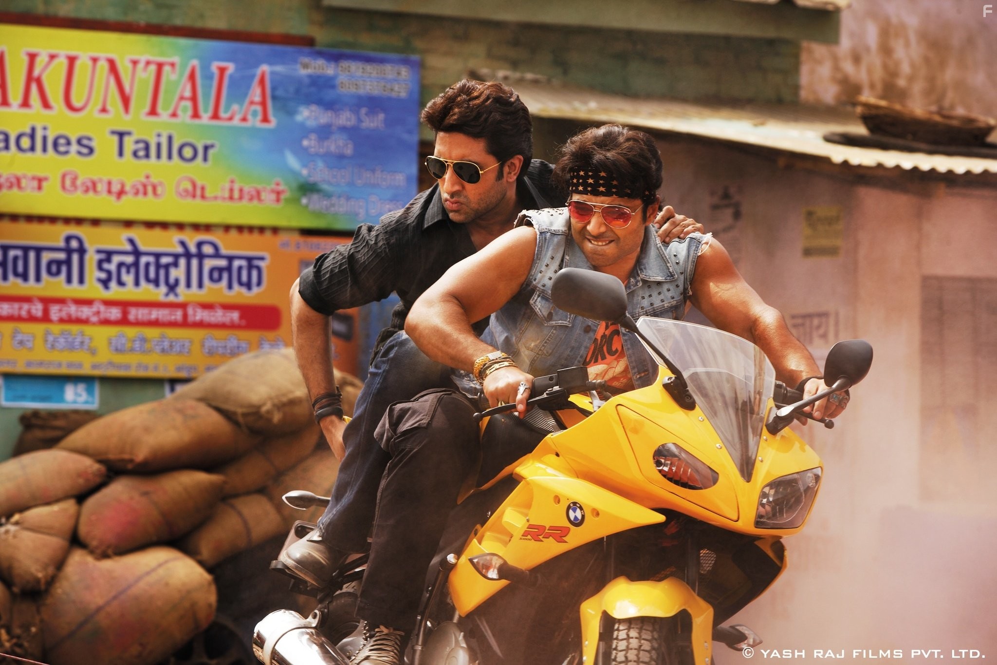 Abhishek Bachchan and Uday Chopra in Байкеры: 3 (2013)