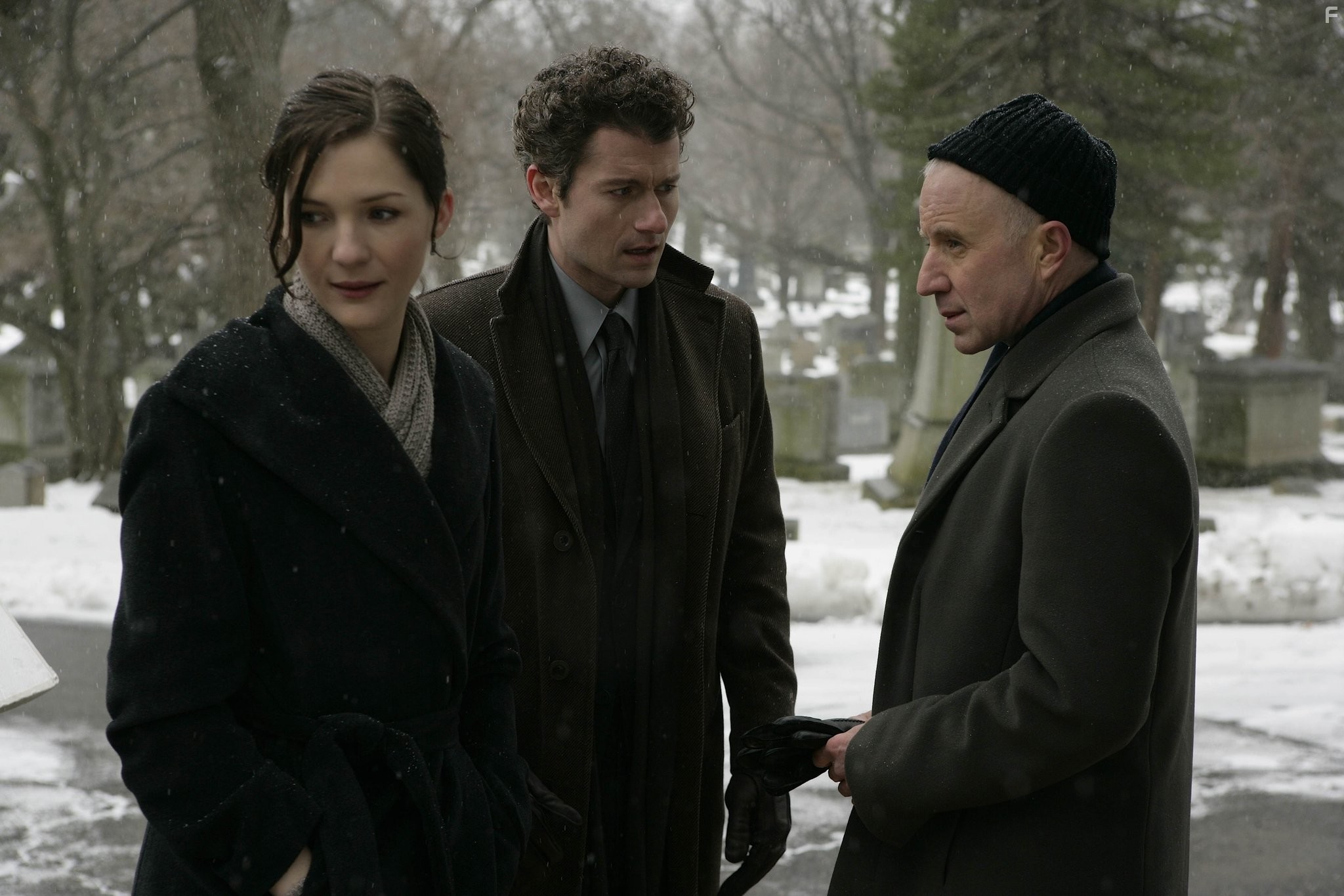 James Badge Dale, Arliss Howard, and Jessica Collins in Рубикон (2010)