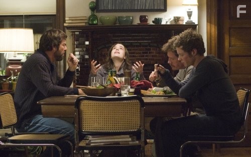 Dennis Quaid, Thomas Haden Church, Ellen Page, and Ashton Holmes in Умники (2008)