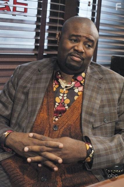 Chi McBride in Мертвые до востребования (2007)