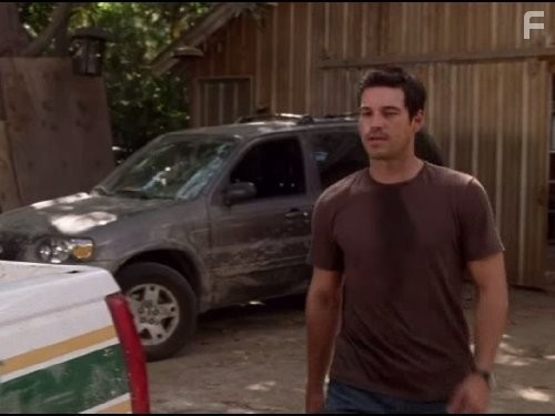 Eddie Cibrian in Нашествие (2005)