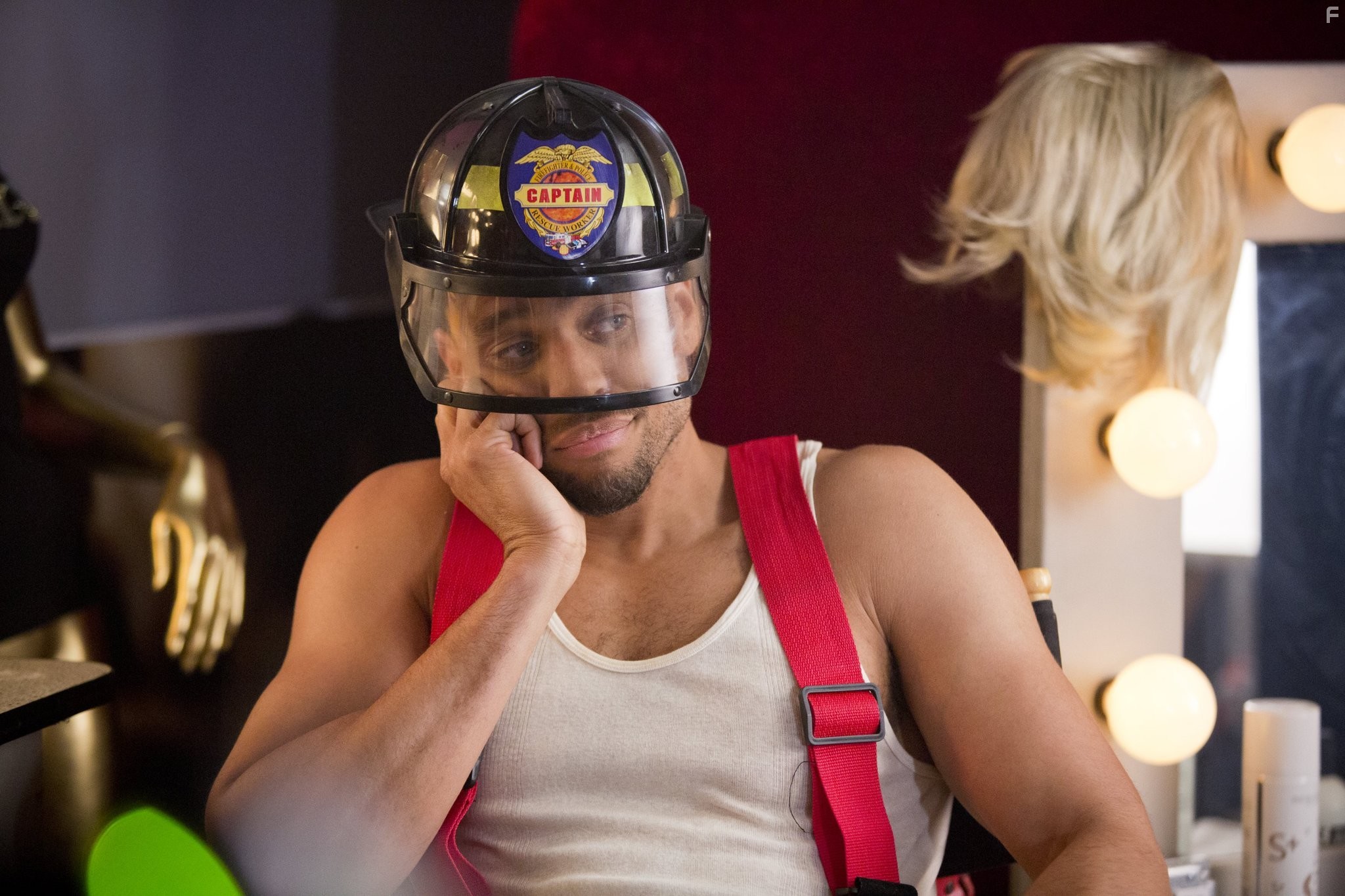 Michael Ealy in Думай, как мужчина 2 (2014)