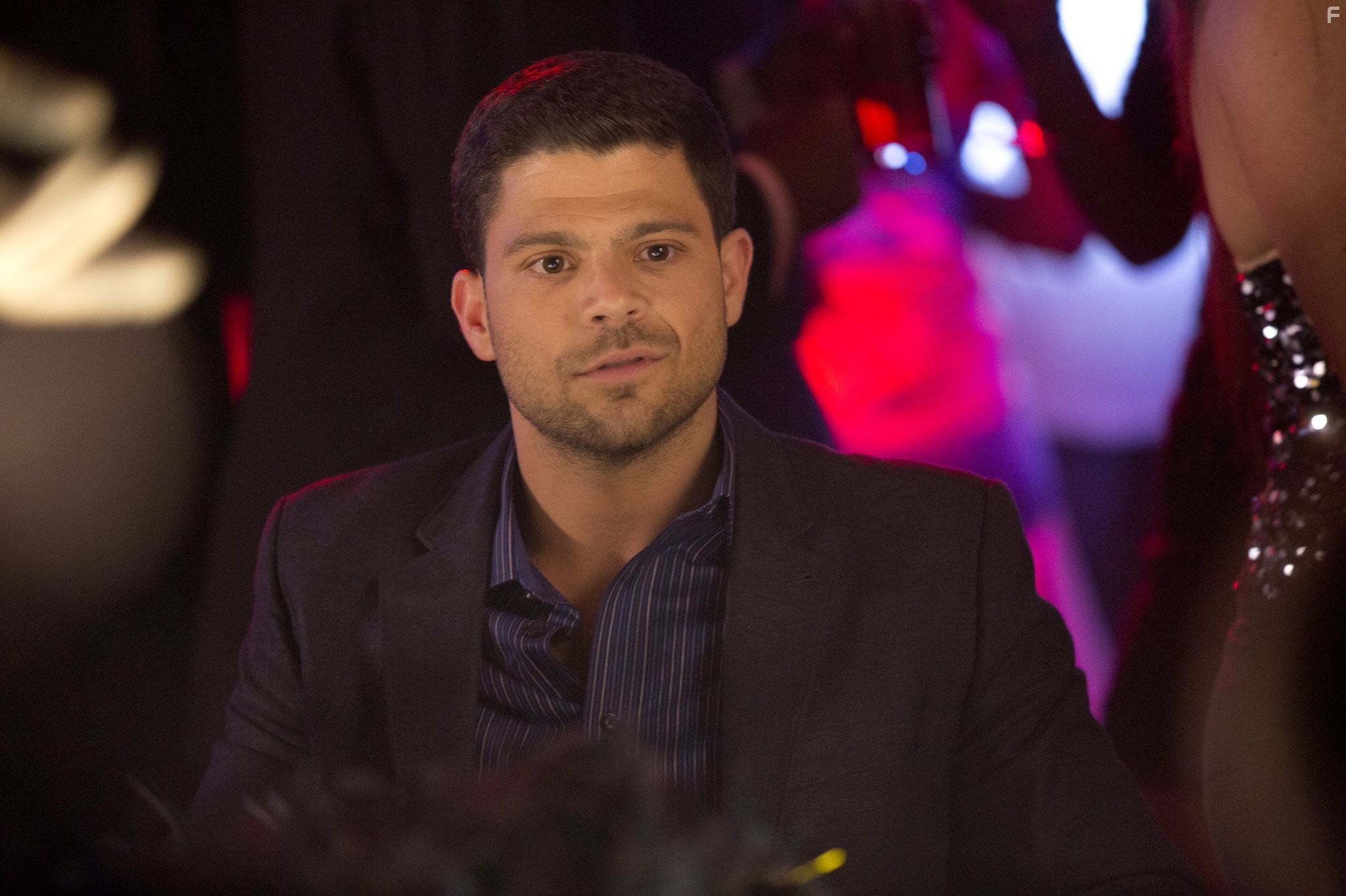 Jerry Ferrara in Думай, как мужчина 2 (2014)