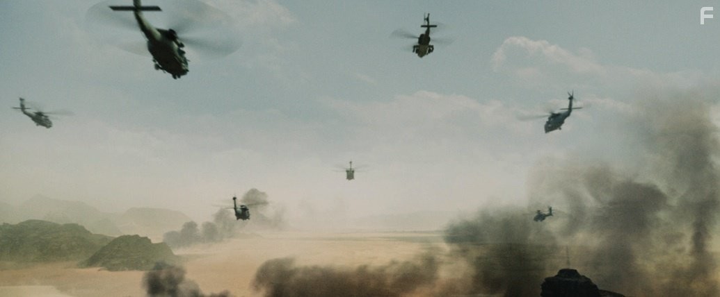 Монстры 2: Темный континент (2014)