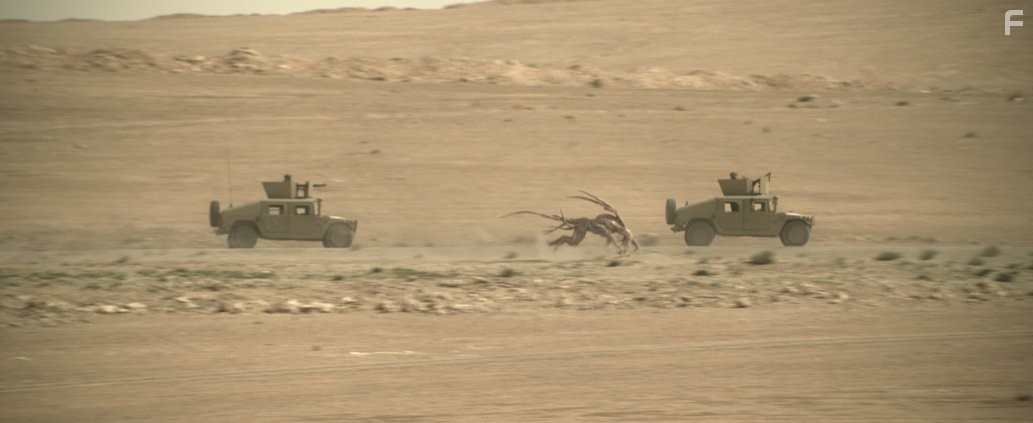 Монстры 2: Темный континент (2014)