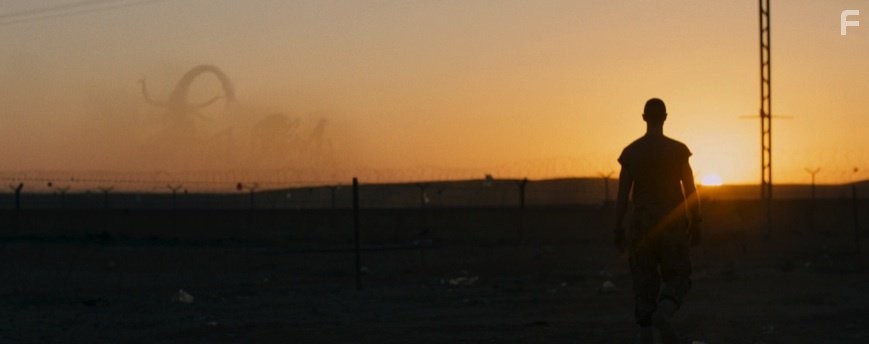 Монстры 2: Темный континент (2014)