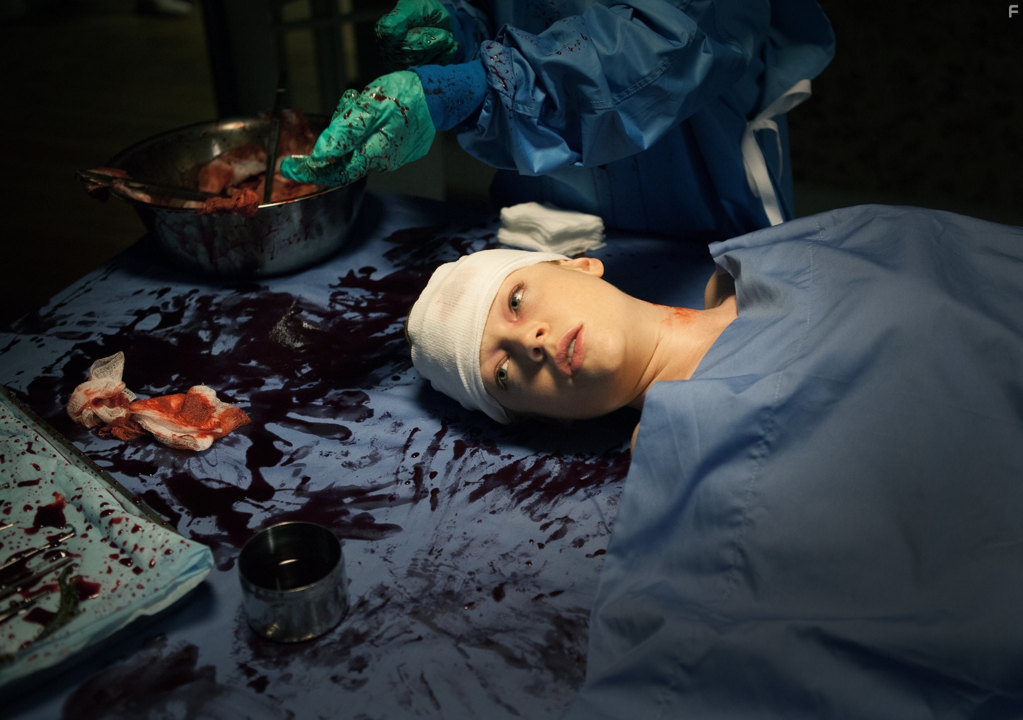 Sarah Snook in Джезабель (2014)