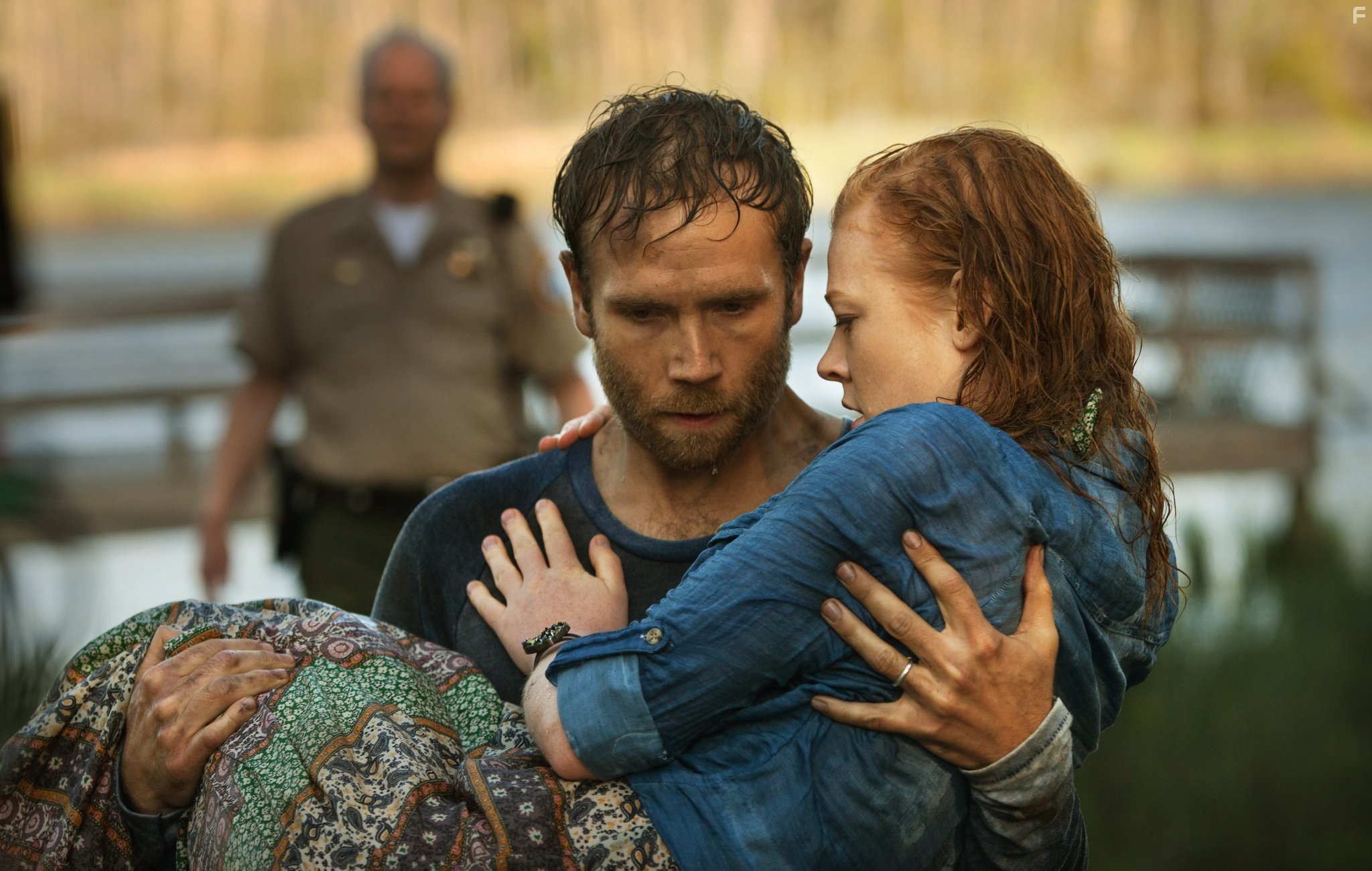 Mark Webber and Sarah Snook in Джезабель (2014)