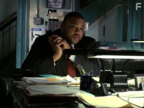 Anthony Anderson in Закон и порядок (1990)