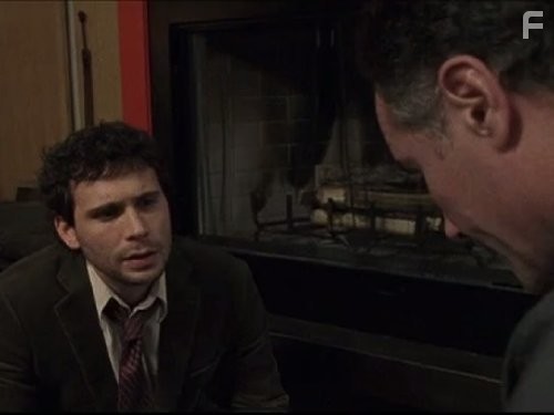 Jeremy Sisto in Закон и порядок (1990)