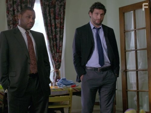 Jeremy Sisto and Anthony Anderson in Закон и порядок (1990)