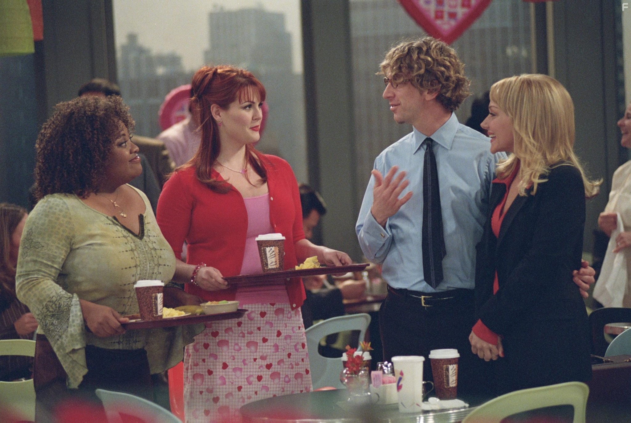 Andy Dick, Nicole Sullivan, Sara Rue, and Sherri Shepherd in Клава, давай! (2002)