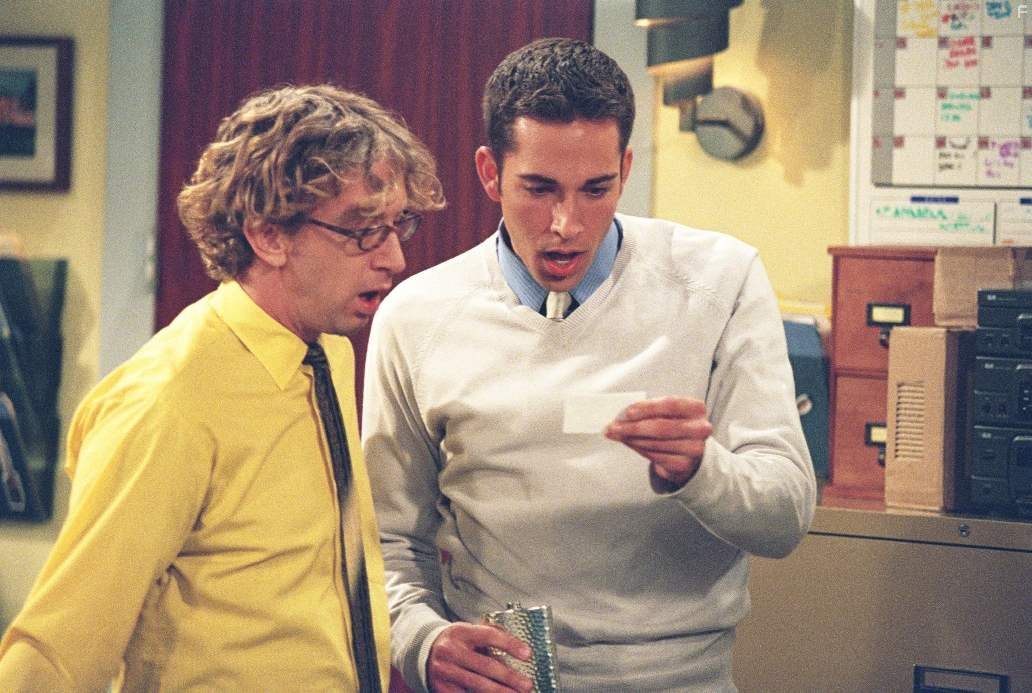 Andy Dick and Zachary Levi in Клава, давай! (2002)