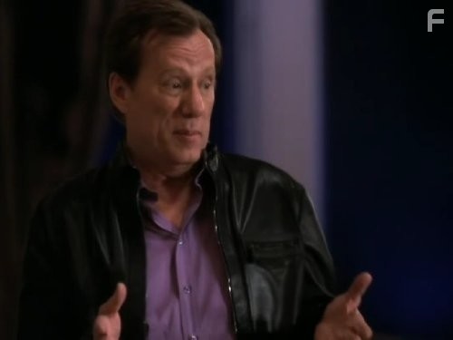 James Woods in Акула (2006)