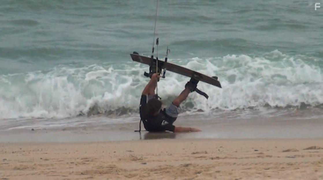 Science of Stupid: Kite Surfing, Rollerblading and Compressed Air