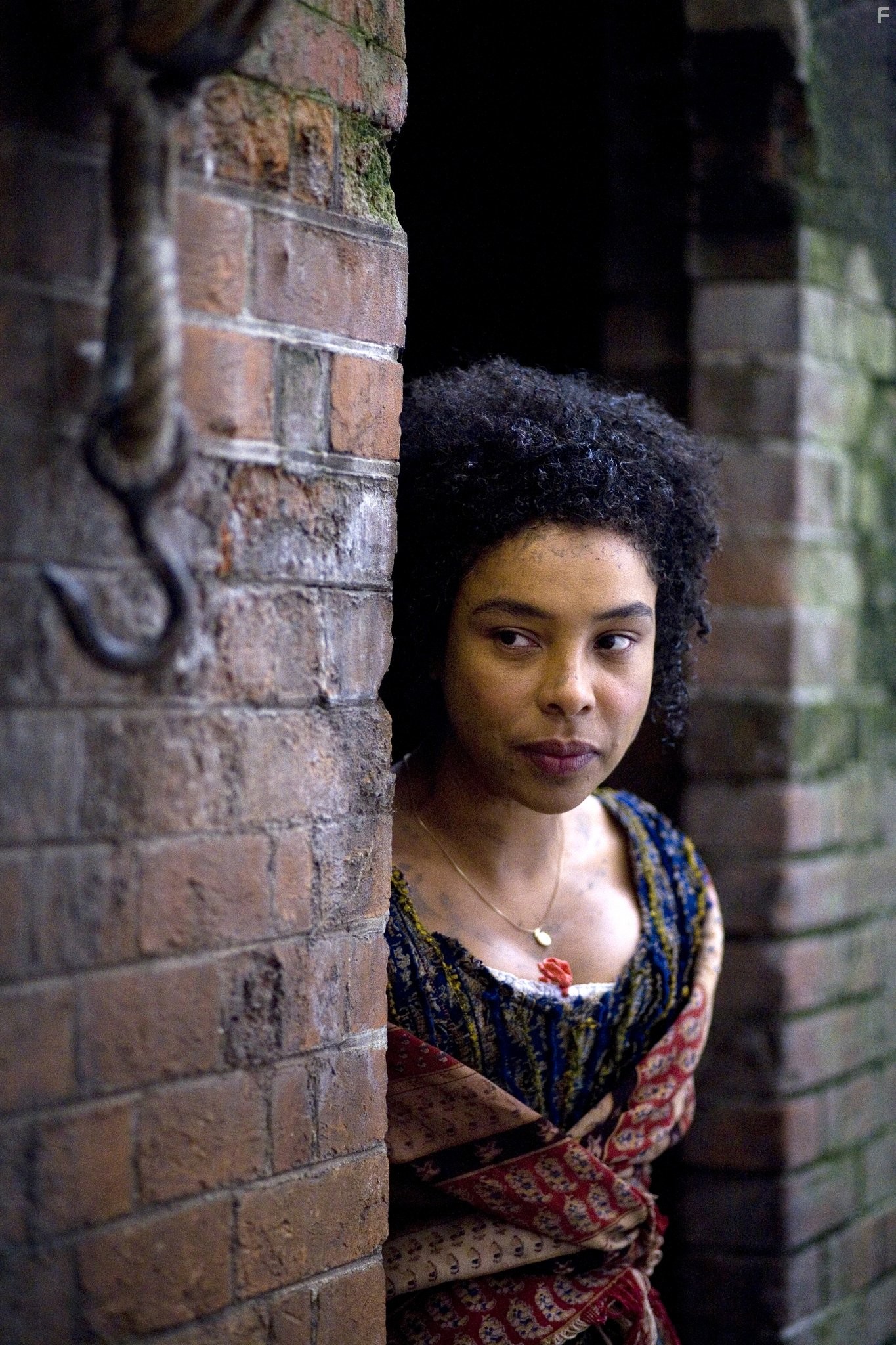 Sophie Okonedo in Оливер Твист (2007)