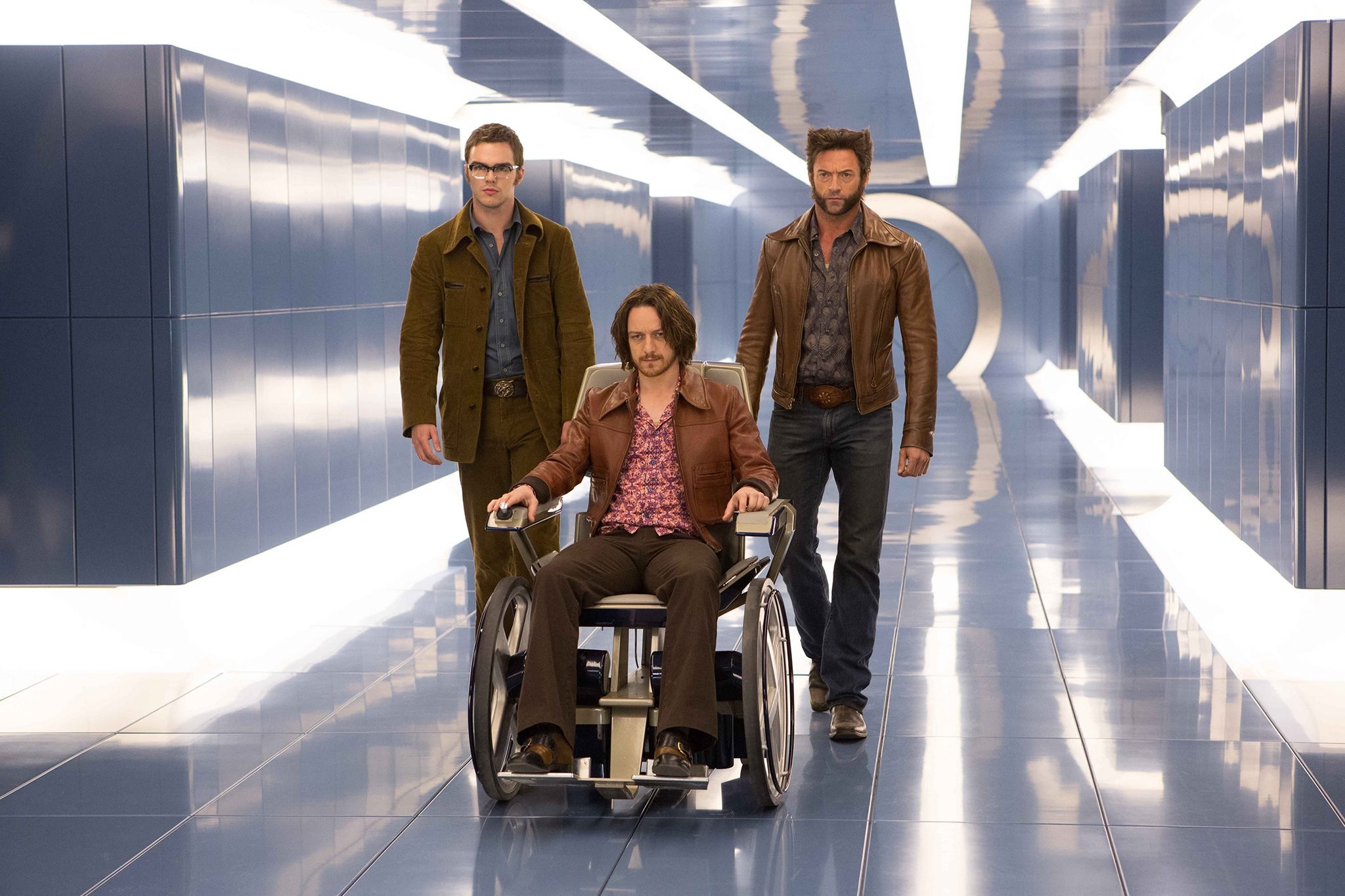 Nicholas Hoult, Hugh Jackman, and James McAvoy in Люди Икс: Дни минувшего будущего (2014)