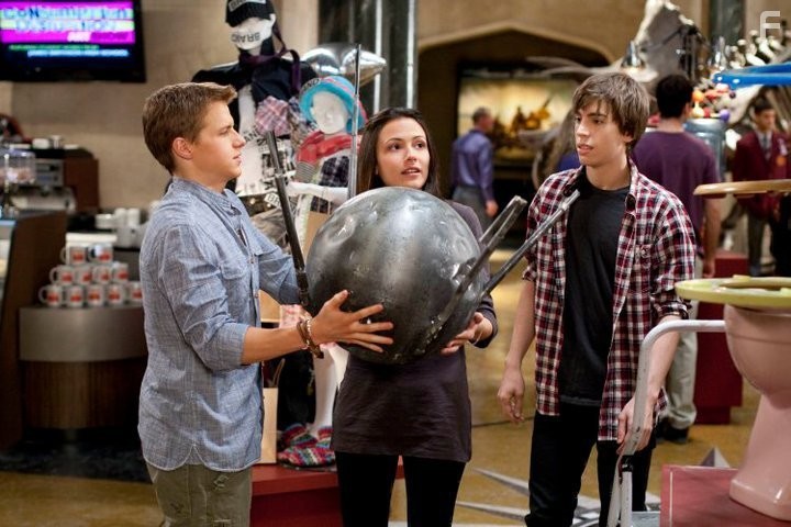 Kevin G. Schmidt, Italia Ricci, and Jordan Gavaris in Unnatural History (2010)